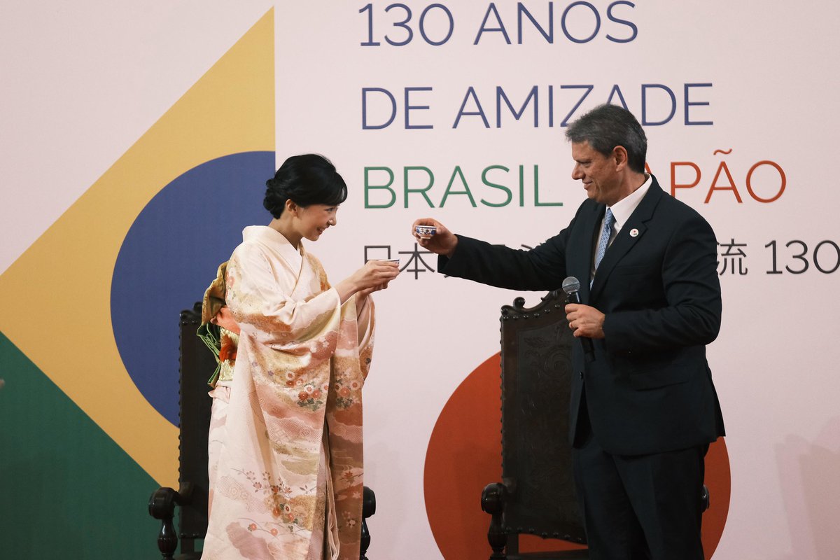 Foi uma honra acompanhar Sua Alteza Imperial a Princesa Kako em sua viagem de 11 dias pelo Brasil. Agradecemos o carinho recebido em cada uma das 8 cidades que visitamos e esperamos que as amizades construídas nesses últimos dias fortaleçam ainda mais os laços entre nossos países
