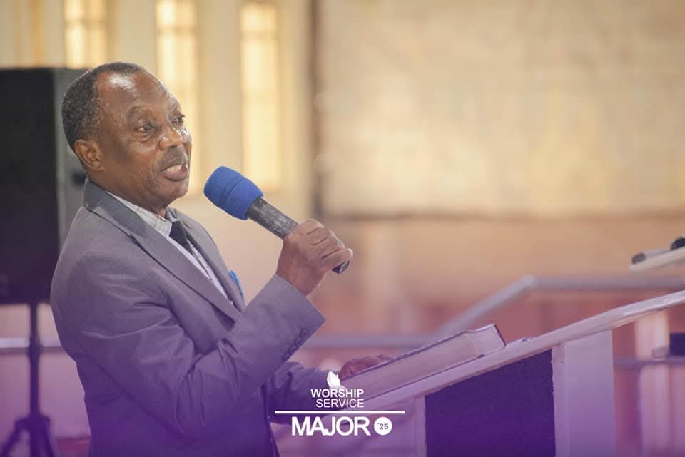 ElizabethC11281's tweet photo. We really have wonderful Pastors....full with the Holy Ghost.๐ฅ๐ฅ
#Major25 https://t.co/uc8HgidzI7