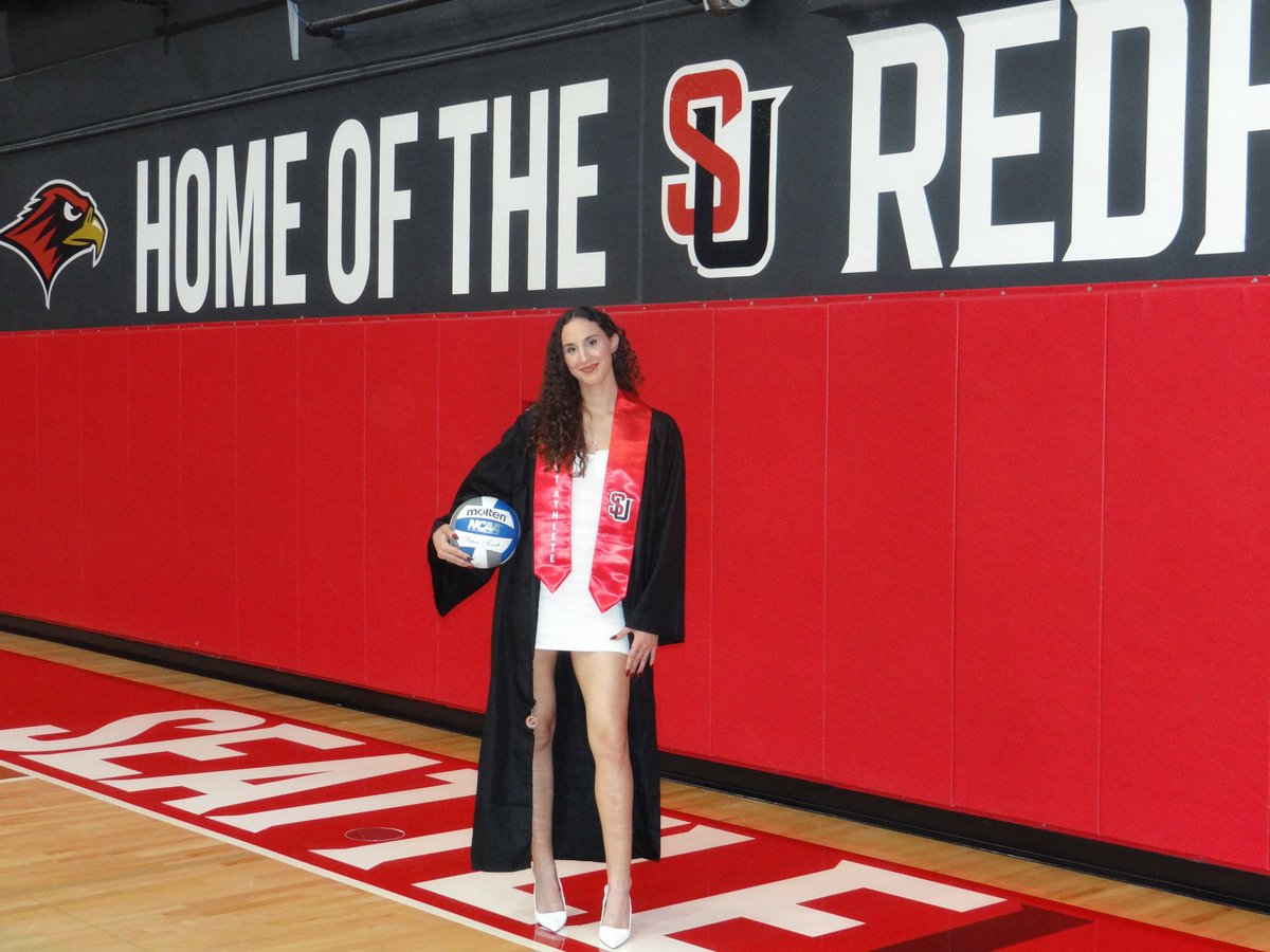 seattleuvb's tweet photo. Today is the day! Congrats to Selin Isik! Weโre so proud of you.
#SeattleUGrad ๐ https://t.co/Yb5spqMC3x