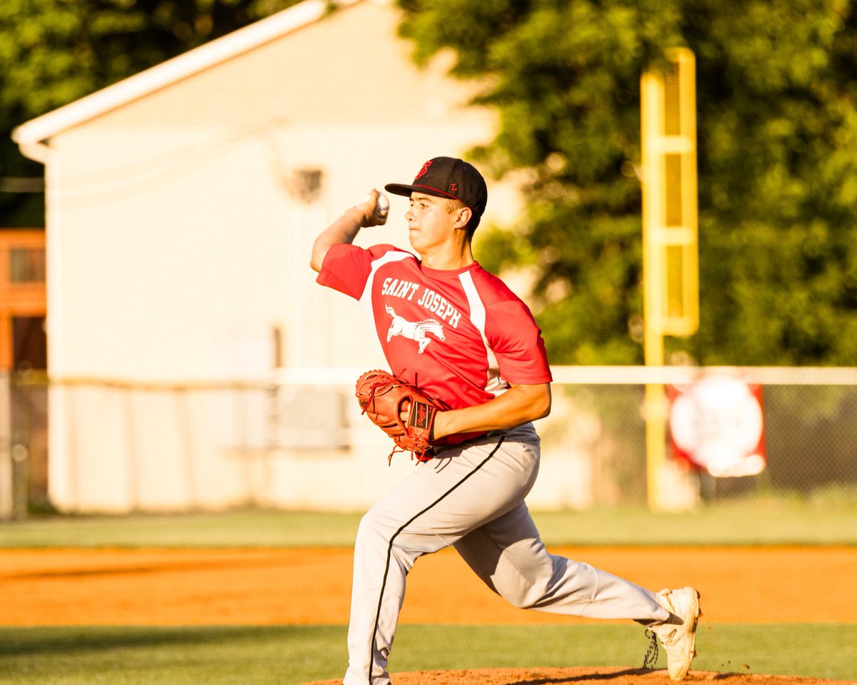 Bronco Whitt : 5 IP, 2 H, 0 R, 2K’s in his 2025 starting debut!

RHP #44 Max Pitts onto pitch next in the ⬇️6th.

Mustangs now lead by 11.