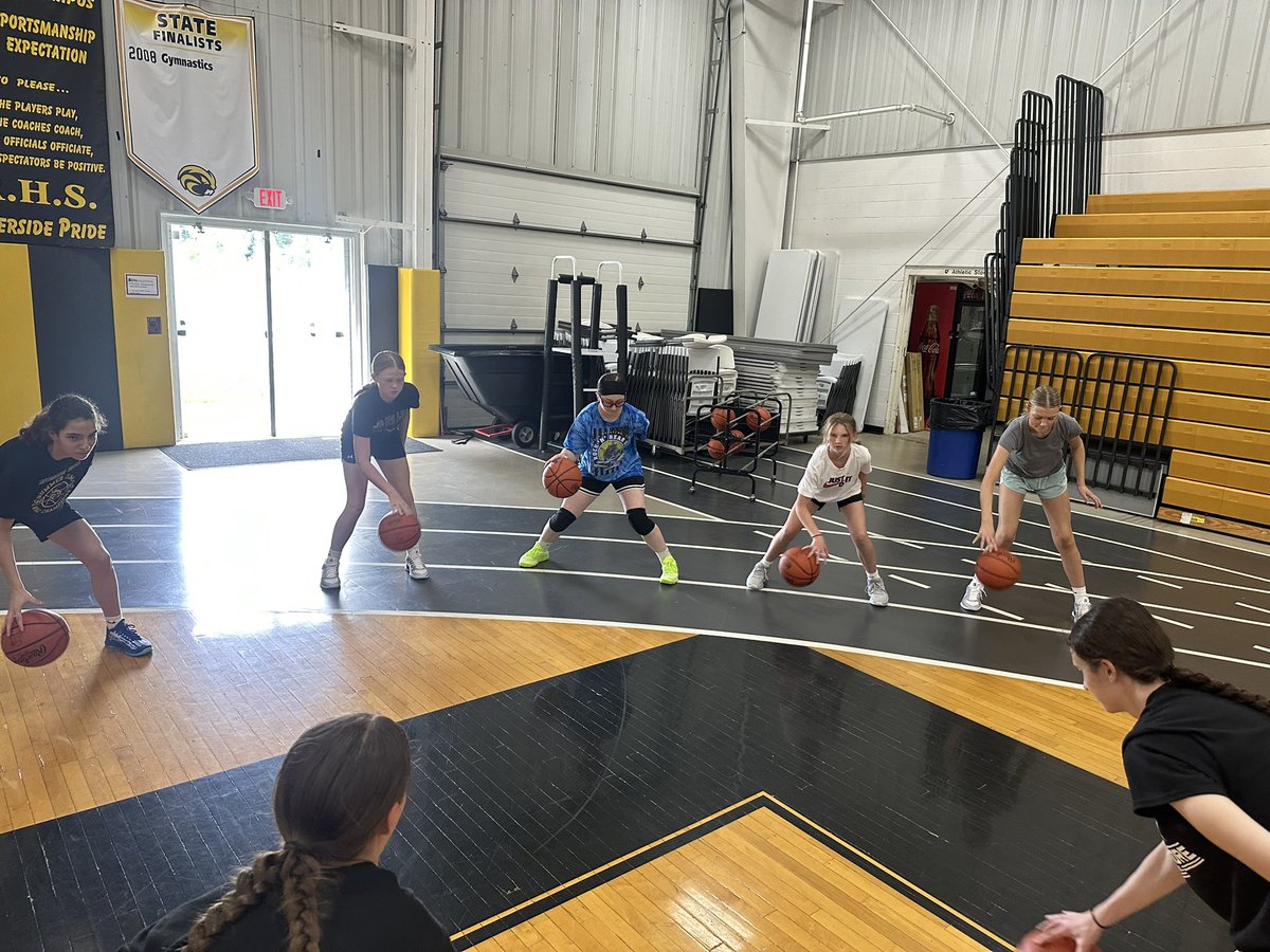 Coach Fulton (@brianfulton34) on Twitter photo Strong first day of our youth camp. Worked on Defense, fundamentals and started our 3 on 3 competition. Looking forward to continuing tomorrow and wrapping up our 3 on 3 tournament. π¦«ππͺππ€
<a href="/RHSCourtsideCLB/">Courtside Club - Riverside HS Girls Basketball</a> <a href="/Riverside_athl/">Riverside Athletics</a> Strong first day of our youth camp. Worked on Defense, fundamentals and started our 3 on 3 competition. Looking forward to continuing tomorrow and wrapping up our 3 on 3 tournament. π¦«ππͺππ€
<a href="/RHSCourtsideCLB/">Courtside Club - Riverside HS Girls Basketball</a> <a href="/Riverside_athl/">Riverside Athletics</a>