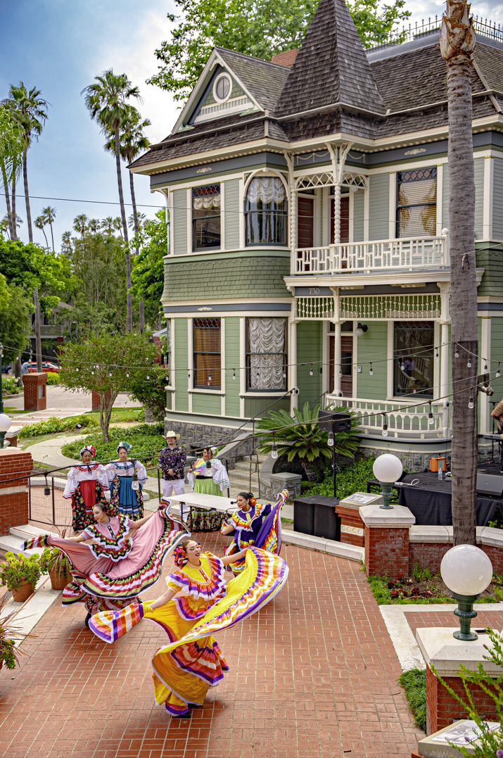 VisitOxnardCA's tweet image. 🍺🌶️ CHELITA is coming in hot, Oxnard! Mark your calendars for June 29, 12–6PM at Heritage Square for the ultimate michelada experience --> bit.ly/45QR3i9
📷: @oxnardpacc
#VisitOxnard #VisitCa #downtownoxnard