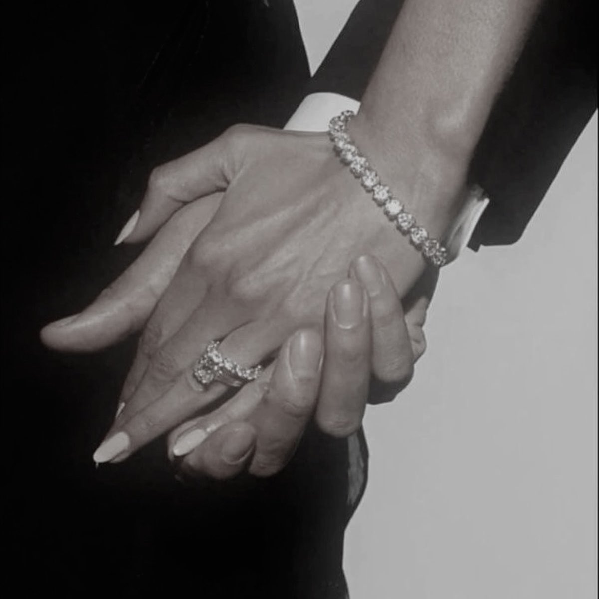 ㅤ 𝟏𝟔.𝟎𝟔 ⚭ e seremos para sempre, senhor e senhora magcub.