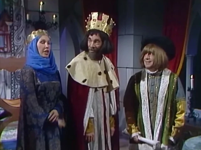 E agora, pela primeira vez no SBT, o esquete "Cristóvão Colombo", versão de 1975!

Ele estreou no Multishow, em 2018.