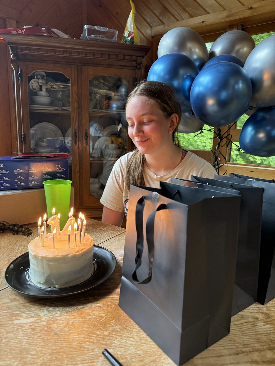 Happy 14th Bday Tennille!!