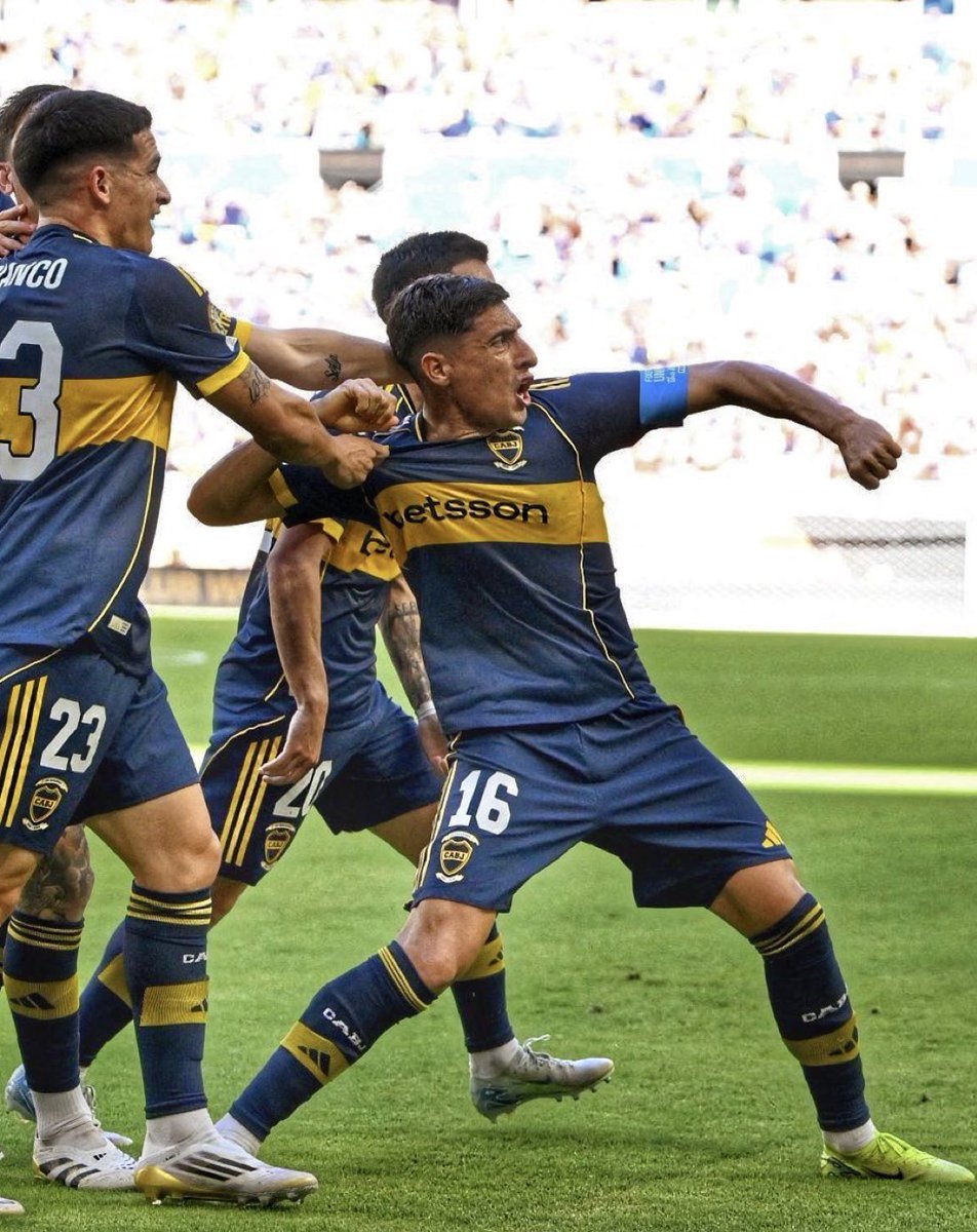Labocatw's tweet photo. VAMO ARRIBA BESTIA! SEGUIMOS!💙💛 https://t.co/J4EncCIiC6