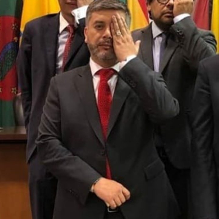 Adivinen qué juez rechazó la solicitud de fiscalía para levantar el secreto bancario de la diputada comunista <a href="/KarolCariola/">Karol Cariola Oliva</a>  que pretende levantar ese mismo secreto bancario a todos los chilenos, sin orden judicial.