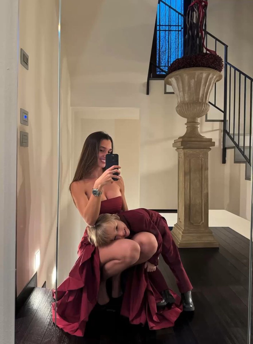 Balık yengeç akrep anneleri