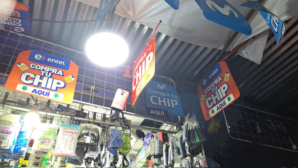 rubivg96's tweet photo. Pregunta seria, sigue permitido vender chips al paso? https://t.co/trGPVqlFzU
