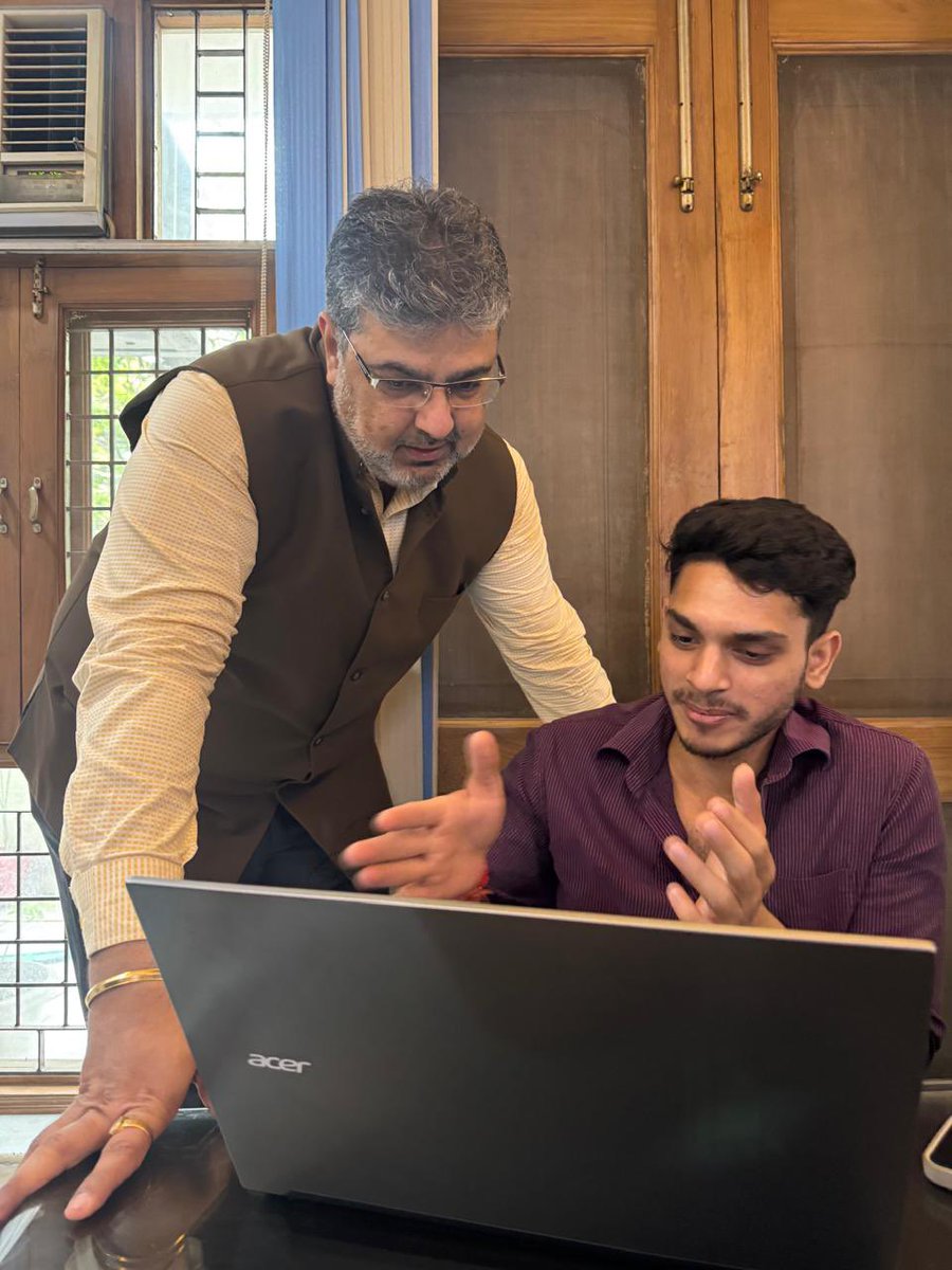 Neerajpalau's tweet photo. Mentor certification is gaining traction: 70–98% of Fortune 500 companies now have mentorship programs, and certified guidance enhances quality and accountability for rising global talent.
#MentorshipCertification #LeadershipDevelopment #GlobalMentorship #AskTiger 
#Neeraj https://t.co/mcdxFfBo5R