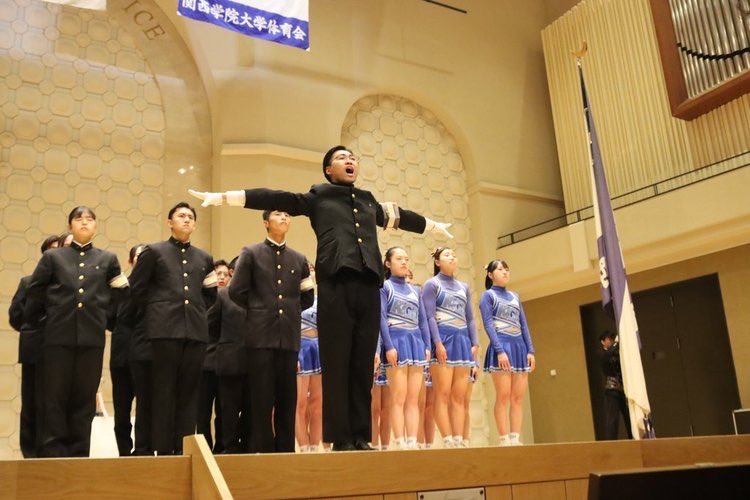 【第48回総合関関戦開会式】
開催日時：2025年6月7日(土)10時00分～11時00分
場所：関西学院大学西宮上ケ原キャンパス中央講堂
参加者：来賓18名、体育会員約680名、体育会学生本部・編集部45名

本戦を前に、両校が関西学院大学西宮上ケ原キャンパス中央講堂に集結し、関西大学と顔を合わせました。