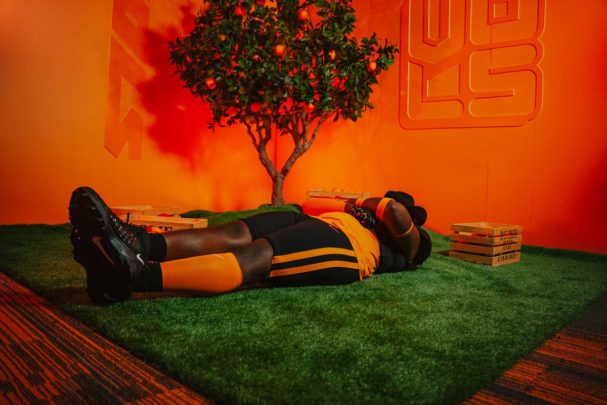 JabianShabazz's tweet photo. Power T #GBO #Volunteer @Gelarbee @CoachSerchia @Vol_Football https://t.co/eGS3TnEyZO