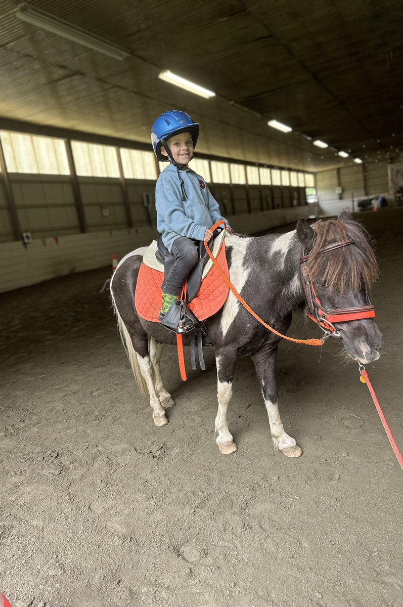 Watching Alijah and Bubbles together has been such a joy 💛 From the very beginning, we’ve seen Alijah grow so much in confidence and skill—and now he trots around like a pro with the biggest smile on his face! 🐴✨