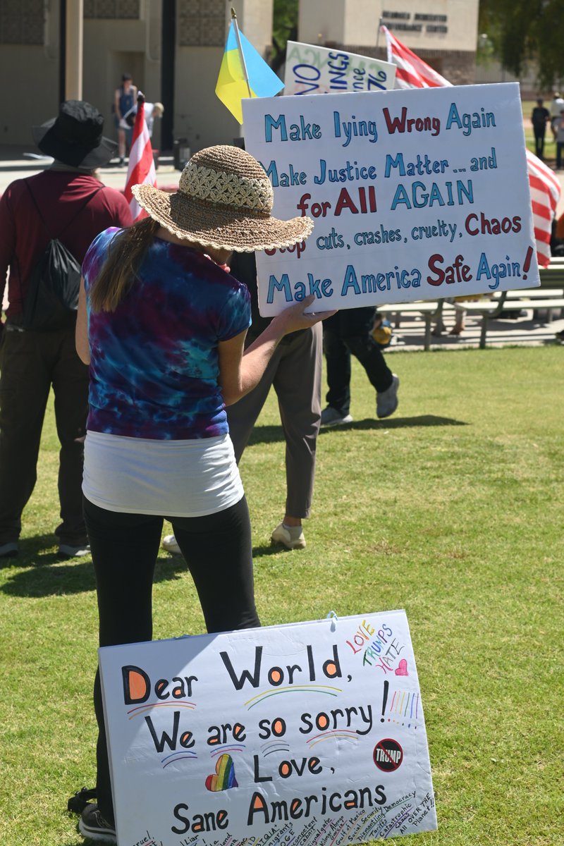 sunfrog1 🖤 tweet media