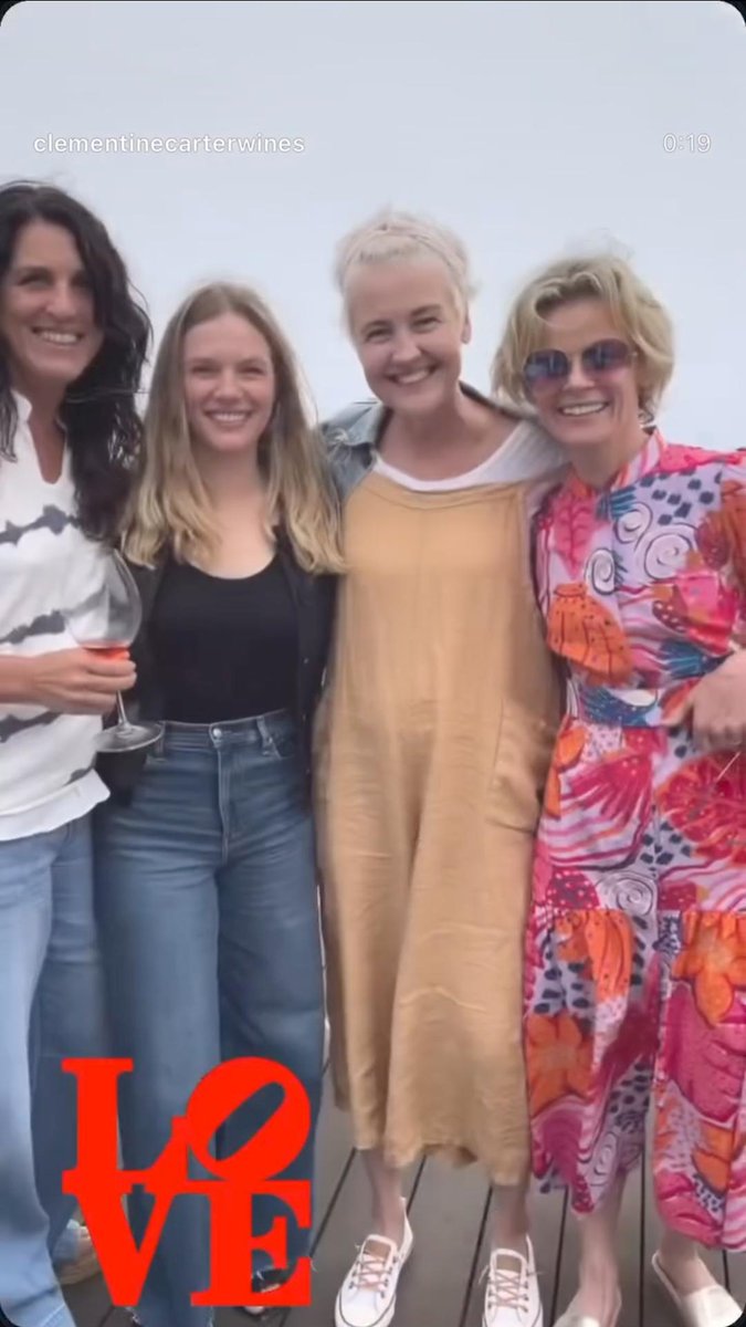Ocelotl_Mx's tweet photo. Tracy & Friends 🫂🤍
🏷️16.06.2025.✨
🤳debs_terroir©
#TracySpiridakos #Friends #Live #WeLoveYouTracy #ExCastCPD #LifeAfterPD https://t.co/sses1ZeLeI