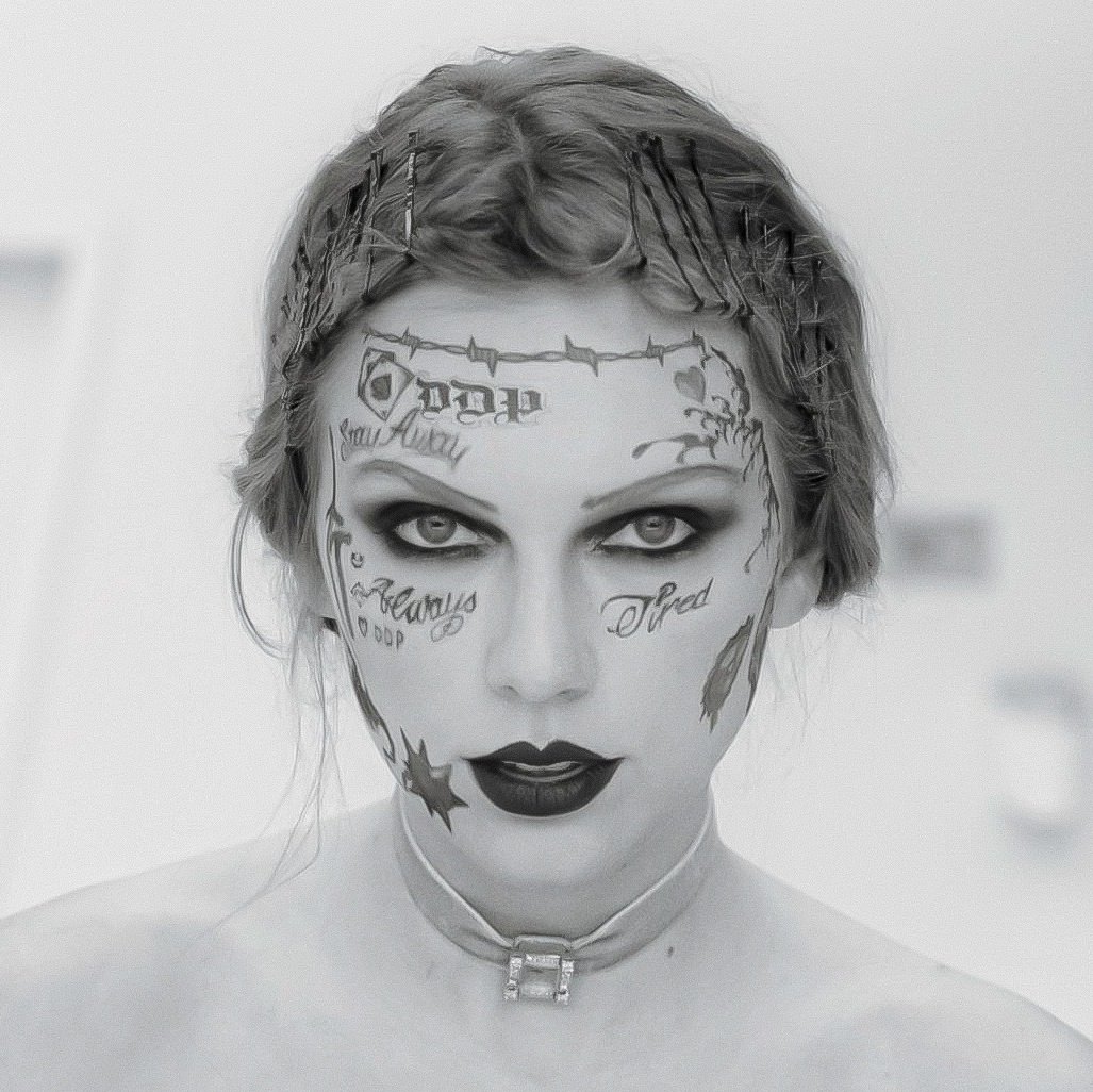 omg they're tattoo besties 😻