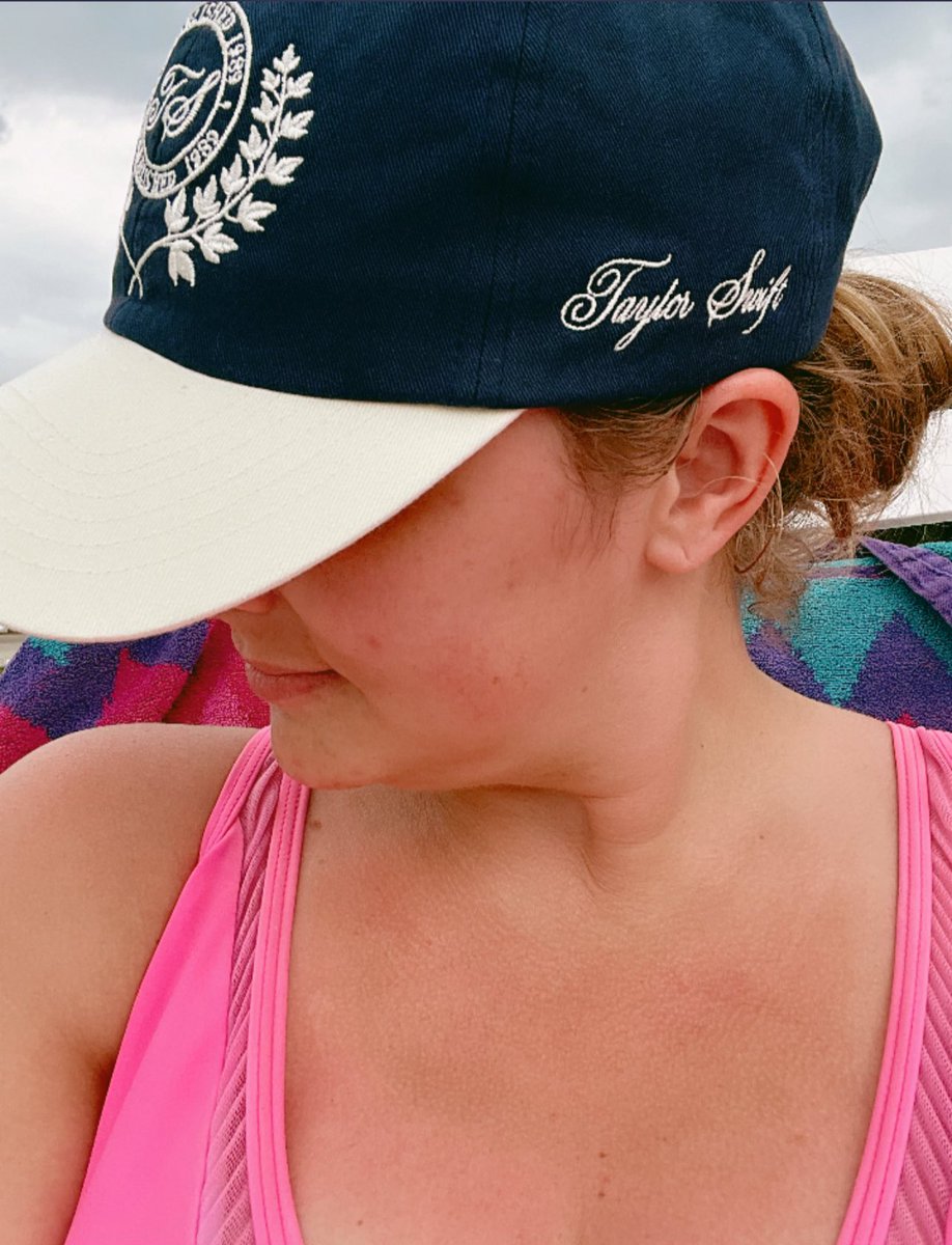 MrsDusso's tweet photo. New Taylor merch is giving yacht club vibes. #TSSummer2025 @taylornation13 @taylorswift13 https://t.co/N0NK5L0kgR