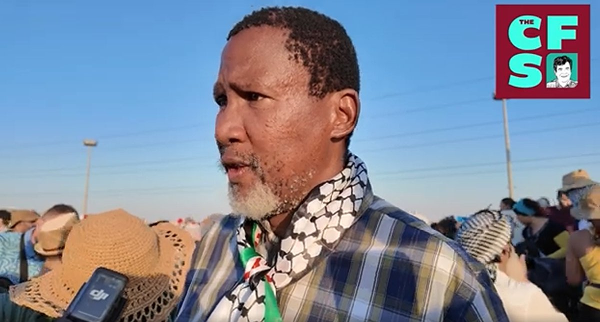 'We can’t stay silent while babies are massacred.'
Nelson Mandela’s grandson, Mandla Mandela, was stopped in Egypt and his passport was seized while joining the global March to Gaza. 
Watch the interview here👇
youtu.be/Xh3Qdd0tabA