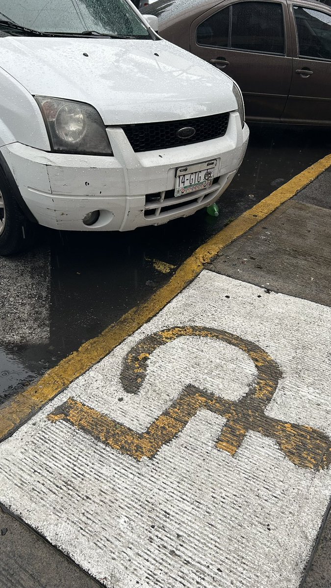 peguars's tweet photo. @UCS_GCDMX @Delvalle_Quejas @BJAlcaldia @ColDelValle_BJ @ColDelValleBJ @SSPCMexico @BlindarBJ @AccionesBJ @supercivicosmx @SOBSECDMX Hola! Yo otra vez. ROMERO DE TERRERO esq. Con MIER Y PESADO https://t.co/lRdRaweNnw