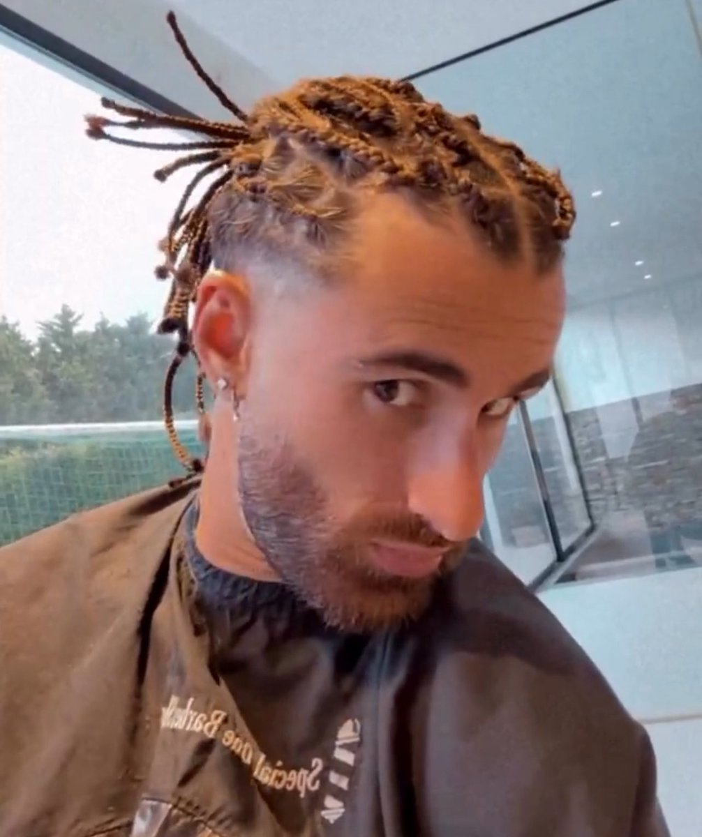 RAFA SİLVA'NIN YENİ SAÇ STİLİ