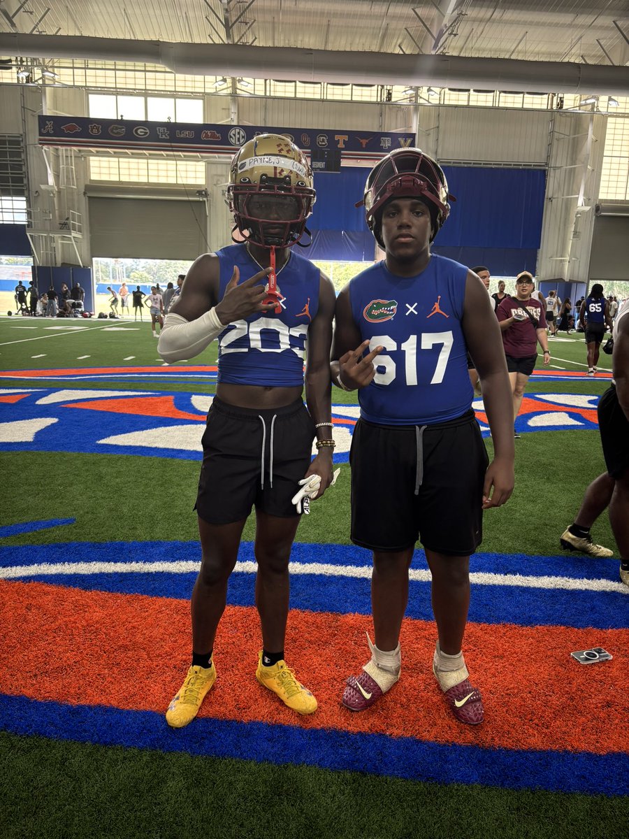 JPayynee08's tweet image. Great Camping Day at the University of Florida, Learned a lot of new things and met many great players. Ran a 4.5 40- yard dash 3x. I thank the Lord for giving me the opportunity to compete with those from all around the nation!!! @FloridaHighFB @fhtdclub @FloridaGators…
