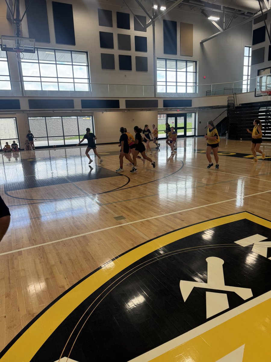 FHN Lady Knights Basketball (@fhn_girlsbball) on Twitter photo 1st day of camp! High school camp packed the gym! Had almost 40 girls here and working hard! Excited for the rest of the week! #uKNIGHTed <a href="/TMoranFHN/">Tommy Moran</a> <a href="/FHN_JVgirlBBall/">Howell North JV & C Team Girls Basketball</a> <a href="/SCoates1331/">Scott Coates</a> 1st day of camp! High school camp packed the gym! Had almost 40 girls here and working hard! Excited for the rest of the week! #uKNIGHTed <a href="/TMoranFHN/">Tommy Moran</a> <a href="/FHN_JVgirlBBall/">Howell North JV & C Team Girls Basketball</a> <a href="/SCoates1331/">Scott Coates</a>
