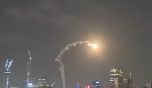 Latest: Israel detects Iranian missile launch 🇮🇷🚀🧨
#Israel 
#TelAviv 
#Iran 
#WorldWar3 
#IranAttack 
#IranVsIsrael