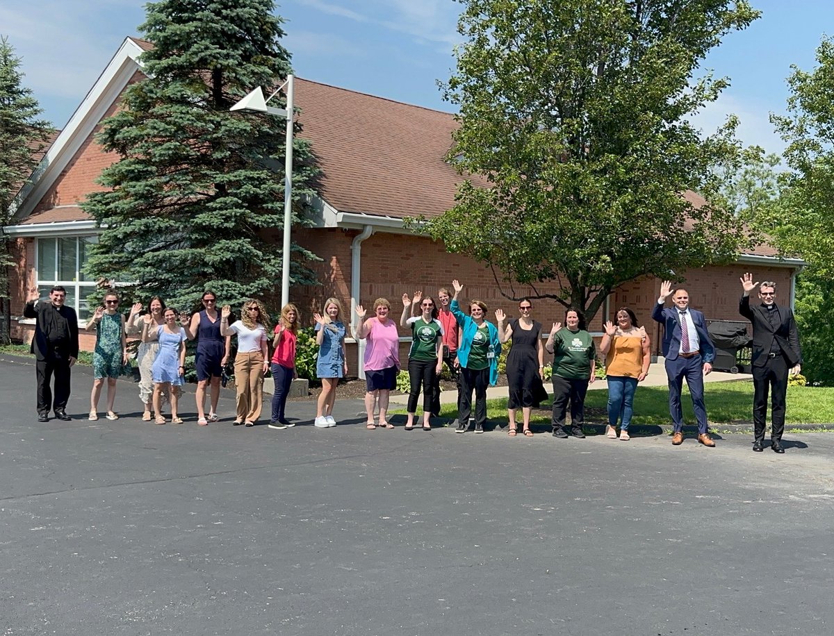 StPatsYorktown's tweet photo. Farewell to Another School Year! #StPatsPride #SchoolsOut https://t.co/5e4iJvIOXr
