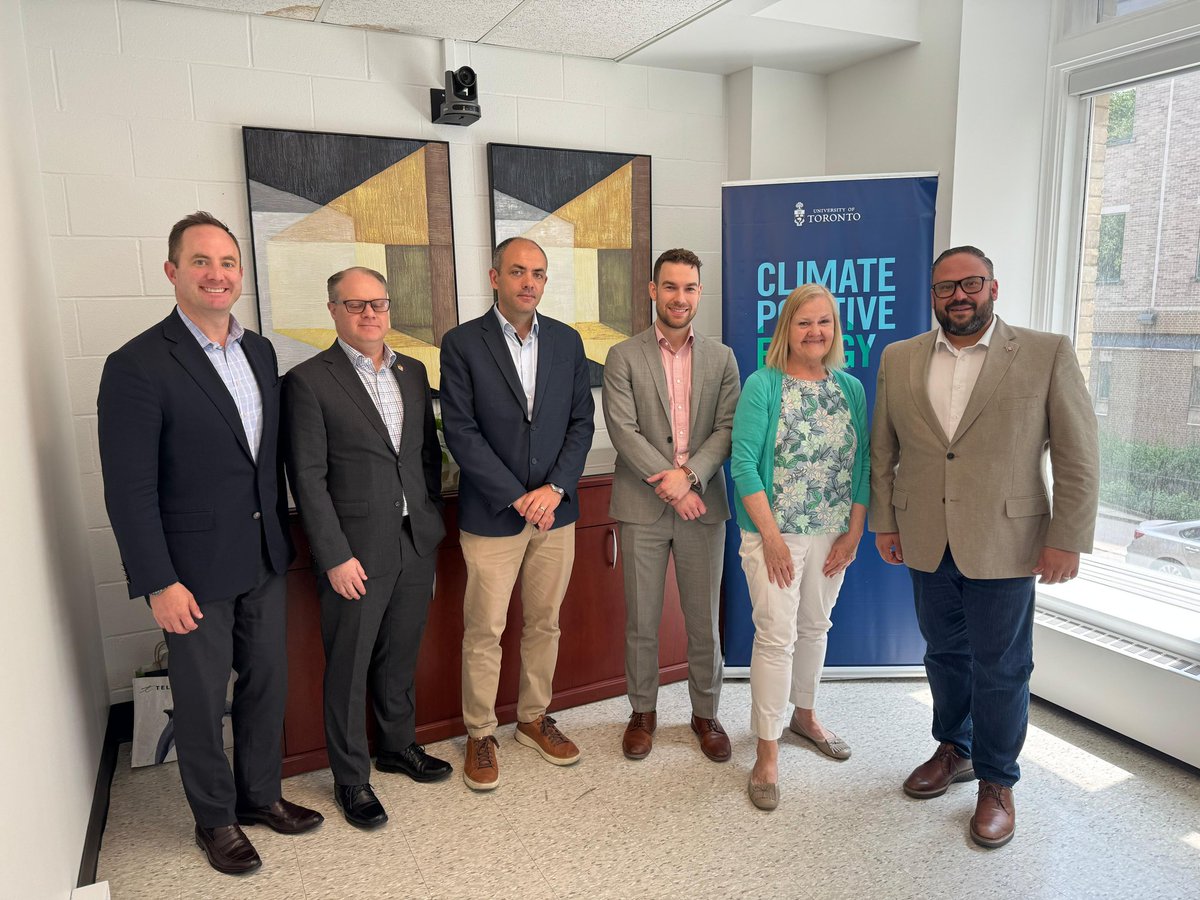 Chris Scott (@chrisscottpc) on Twitter photo Got a glimpse of Ontario’s energy future at <a href="/UofT/">University of Toronto</a> last Friday. From smart grids to EV batteries and critical minerals, their breakthroughs are powering a stronger, cleaner, more competitive province, turning innovation into jobs. ⚡🔋🚗⛏️ #ONenergy #UofT Got a glimpse of Ontario’s energy future at <a href="/UofT/">University of Toronto</a> last Friday. From smart grids to EV batteries and critical minerals, their breakthroughs are powering a stronger, cleaner, more competitive province, turning innovation into jobs. ⚡🔋🚗⛏️ #ONenergy #UofT