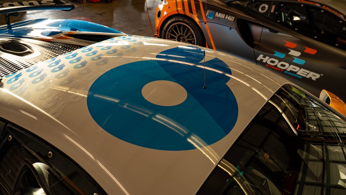 P1Groupe's tweet image. Details 💙4️⃣3️⃣🧡 

🤝 @OnlyFans @watchOFTV 
🛞 @43vogel @MBellRacing 
🔧 @OMSRace @mclaren_orlando 
🏆 @GT4America 

#onlyfans #onlyfansracing #motorsports #racing #omsrace #mclaren #mclarenorlando #mclarencustomerracing 
#gt4 #p1groupe