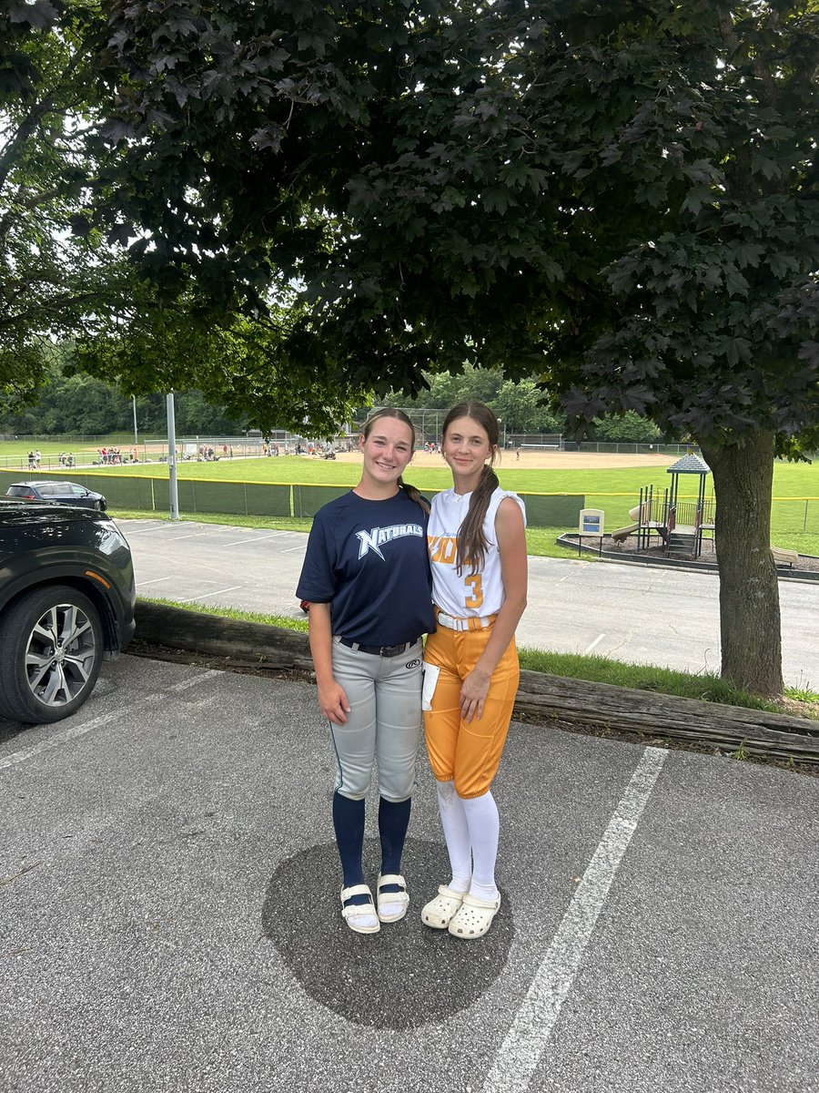 Thank you to all the schools who invited me to the Ellisville Junior Day Camp! I had so much fun and was a great experience! <a href="/UTM_Softball/">UT Martin Softball</a> <a href="/MoStateSoftball/">Missouri State Softball</a> <a href="/WASHUSoftball/">WashU Softball</a> <a href="/ICladybluesSB/">Illinois College SB</a> <a href="/cmueaglesSB/">Central Methodist University Softball</a> <a href="/SoftballKnox/">Knox Softball</a> <a href="/PrinSoftball/">Principia College Softball</a> <a href="/SEMOsoftball/">SEMO Softball</a>