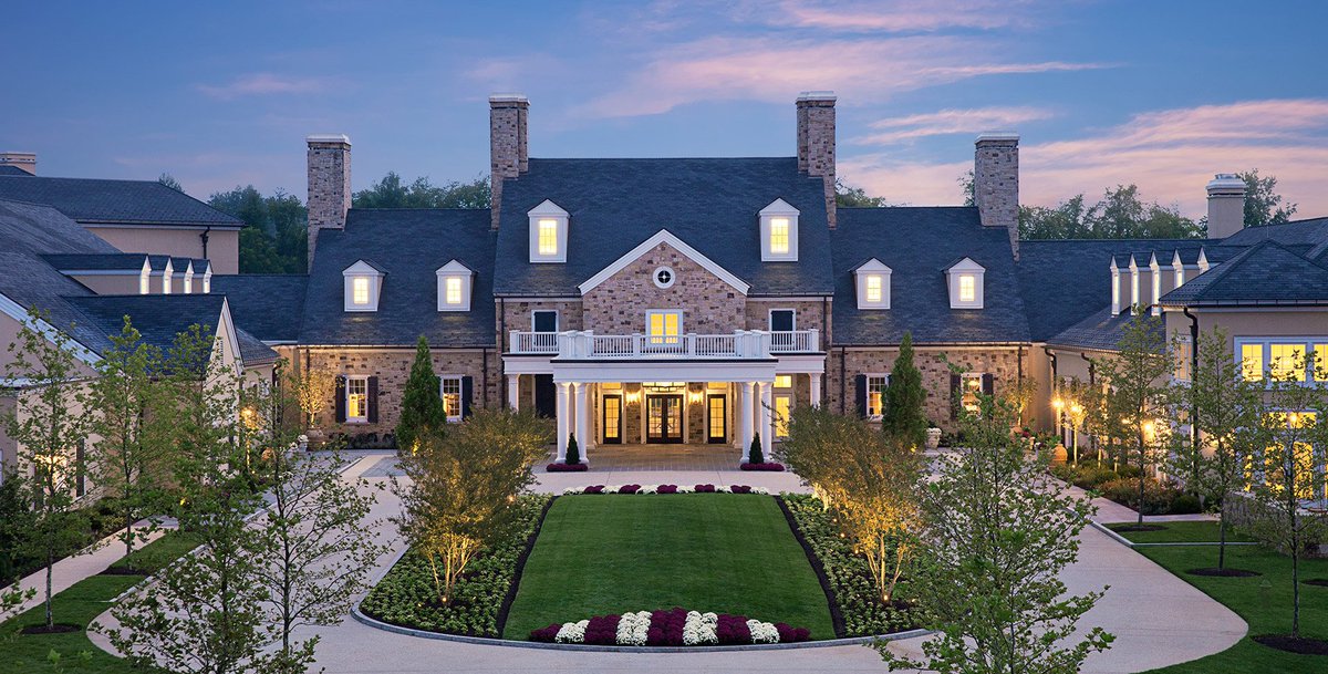 You’ll find the Salamander Middleburg just 40 miles outside Washington, DC on 340 acres in the foothills of the Blue Ridge Mountains amid Virginia’s famed horse country and lush vineyards. #luxury 
fivestaralliance.com/luxury-hotels/…