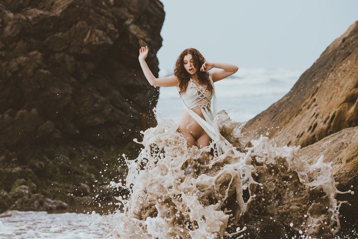 Poseidon is a creep and interrupted my shoot with <a href="/LeanaLovings/">Leana Lovings 💕</a>