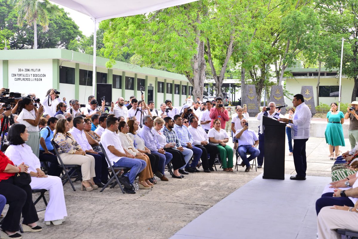 📚🎒Arranca distribución de más de 3 millones de libros gratuitos en Tabasco para el ciclo 2025-2026

 El gobernador Javier May Rodríguez, dio el banderazo de salida a los vehículos que se encargarán de la distribución  a cada almacén 

Nota 👇🏿
acortar.link/9DnOXq