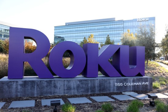 FreeWill_Ex's tweet image. Roku and Amazon are teaming up to create a digital advertising giant that will reach more than 80 million connected TV homes in the U.S. They promise to give advertisers more targeted advertising channels, increase unique viewers by 40% and reduce ad duplication by 30%.