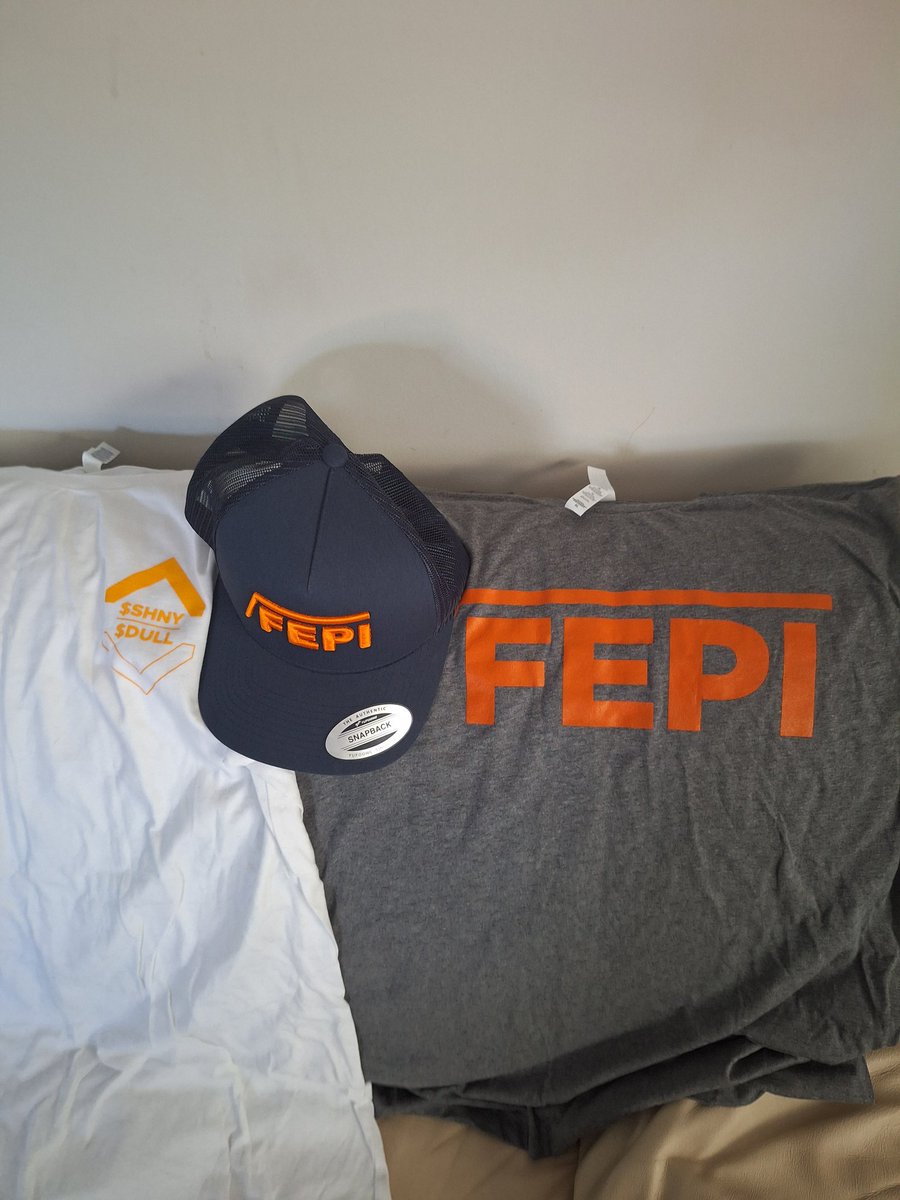 Olaniyi O. Olawale 🇺🇸🇳🇬 (@olaniyi_wale) on Twitter photo <a href="/Scottemak/">Scott E McKenna</a> thank you for the clothes and cap. Well appreciated 👏, my investment will be increased with this little gesture of yours. Well done 👏 <a href="/Scottemak/">Scott E McKenna</a> thank you for the clothes and cap. Well appreciated 👏, my investment will be increased with this little gesture of yours. Well done 👏