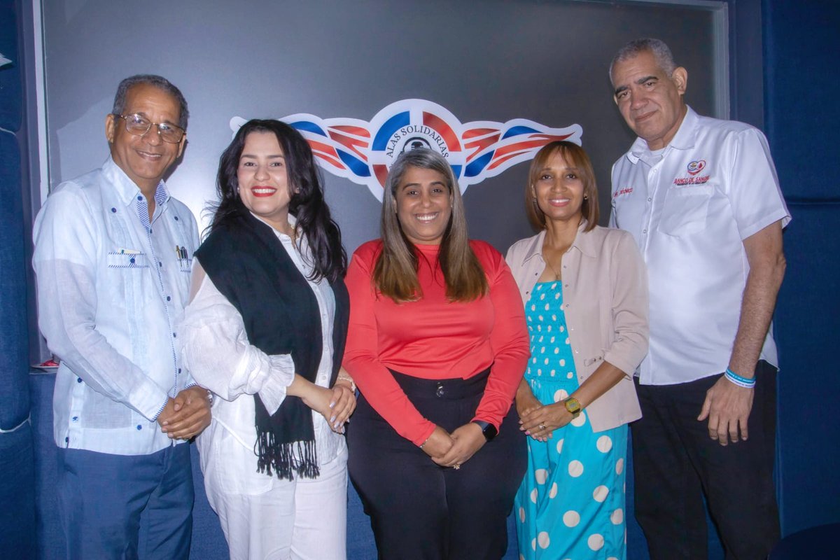 aeofard's tweet photo. 🎙️En la entrega #96 de “Alas Solidarias: La Voz de la FARD en la Radio”, informamos sobre los servicios del Banco de Sangre y Hemoderivados de las Fuerzas Armadas (BANSAHEFA) y las formaciones técnico-profesionales de la Escuela Laboral “Profesora Aurora Tejeda Bueno” FARD. https://t.co/C6EAL91b4l