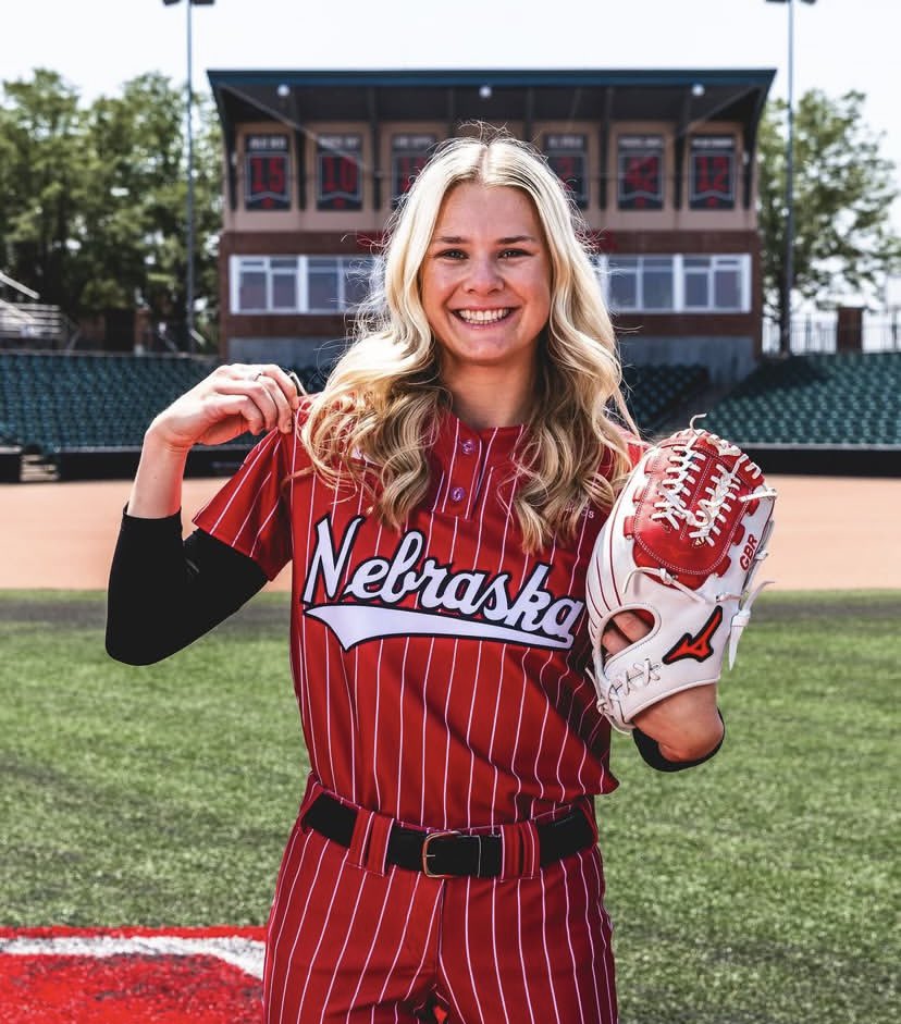 Former Oklahoma OF Hannah Coor is transferring to Nebraska.

Coor hit .329 as a platoon outfielder this season at OU, with 2 home runs, 15 RBIs, and 10 runs scored.