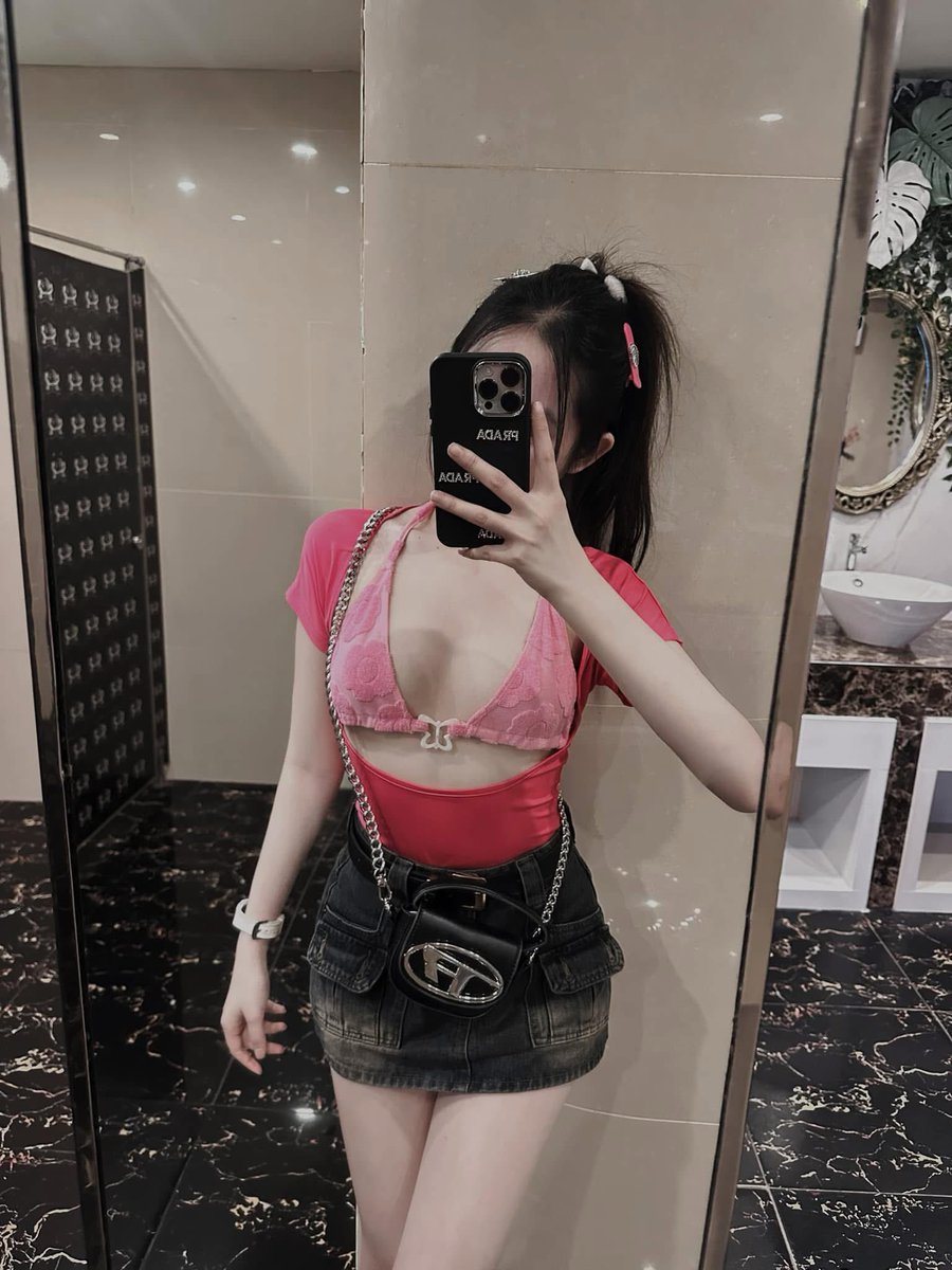 changgbe2003's tweet photo. Lâu quá gòiii , sáng sớm có anh nào call hum https://t.co/PNEn7pohaS