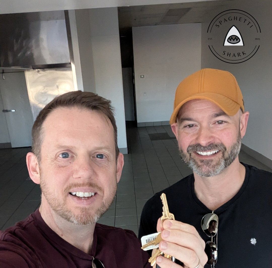 getSusanMcCall's tweet photo. Like us, you have also probably been drooling over the thought of takeout pasta, meatball subs, salads, and desserts every time you drive past Warner &amp; Kyrene. @Spaghettisharktempe Opening June 23rd! Look for their story on our website. https://t.co/3QWW8EHfpc
