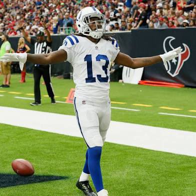 Who’s your all-time favorite Colts player? ⬇️⬇️⬇️

I’ll start: T.Y. Hilton 👻