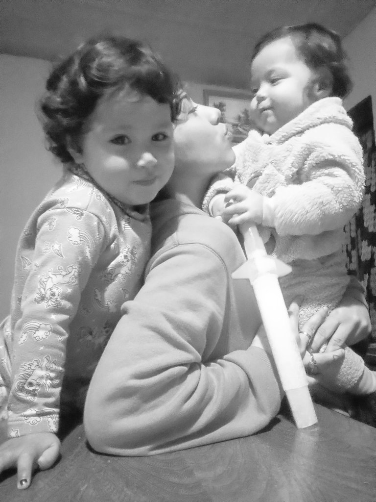 giuliastra46682's tweet photo. Que suerte la mía de poder disfrutarlas,verlas crecer y amarlas más que mi vida❤️ https://t.co/6Y7BD4gwF9