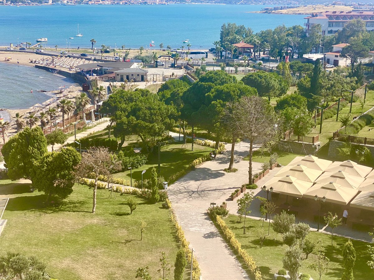 @CUNDA TURİZM MTAL VE UYGULAMA OTELİ (@cundauyoteli) on Twitter photo 🔥 " Ege’nin En Güzel Buluşması: Göz Alıcı Mavi ve Büyüleyici Yeşili İle Cunda Uygulama Oteli.. "
<a href="/tcmeb/">Millî Eğitim Bakanlığı</a> <a href="/Yusuf__Tekin/">Yusuf Tekin</a> <a href="/_Ali_KARAGOZ/">Dr. Ali KARAGÖZ</a> <a href="/Murat69_Demir/">Murat Demir</a> <a href="/gunerbahadir/">guner bahadir</a> <a href="/abdulazizyuk/">abdulaziz</a> <a href="/tcmeb_mtegm/">Meslekî ve Teknik Eğitim Genel Müdürlüğü</a> <a href="/balikesirmem/">Balıkesir İl Millî Eğitim Müdürlüğü</a> <a href="/ayvlkilcemem/">Balıkesir-Ayvalık İlçe Milli Eğitim Müdürlüğü</a> 🔥 " Ege’nin En Güzel Buluşması: Göz Alıcı Mavi ve Büyüleyici Yeşili İle Cunda Uygulama Oteli.. "
<a href="/tcmeb/">Millî Eğitim Bakanlığı</a> <a href="/Yusuf__Tekin/">Yusuf Tekin</a> <a href="/_Ali_KARAGOZ/">Dr. Ali KARAGÖZ</a> <a href="/Murat69_Demir/">Murat Demir</a> <a href="/gunerbahadir/">guner bahadir</a> <a href="/abdulazizyuk/">abdulaziz</a> <a href="/tcmeb_mtegm/">Meslekî ve Teknik Eğitim Genel Müdürlüğü</a> <a href="/balikesirmem/">Balıkesir İl Millî Eğitim Müdürlüğü</a> <a href="/ayvlkilcemem/">Balıkesir-Ayvalık İlçe Milli Eğitim Müdürlüğü</a>