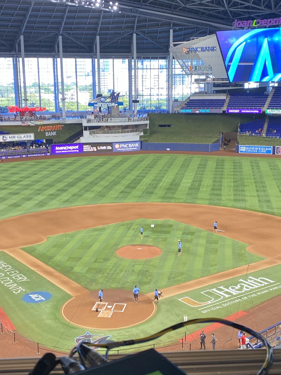 John Kruk (@johnkruk) on Twitter photo First of 4 down in Miami…Go <a href="/Phillies/">Philadelphia Phillies</a> First of 4 down in Miami…Go <a href="/Phillies/">Philadelphia Phillies</a>