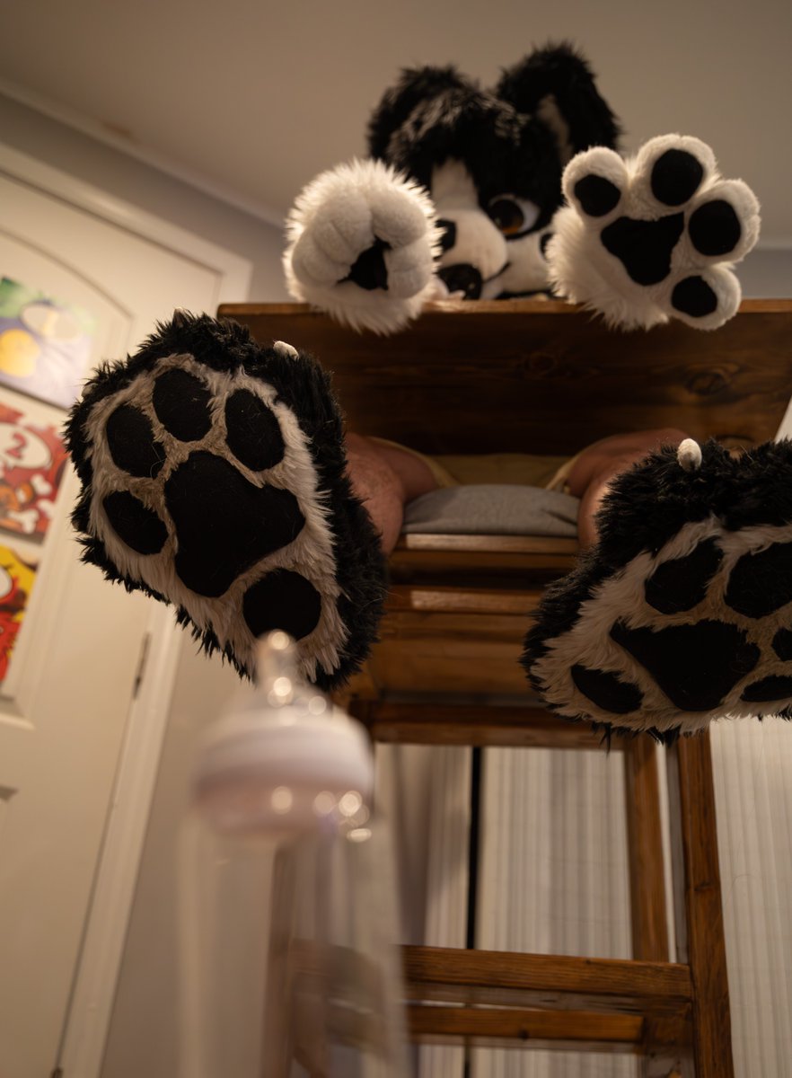 What's a matter baby burr, you want your bottle back? Maybe you shouldn't throw it on the ground then. If you wanted a refill then you need to use your big boy words and ask the grown ups.

👶🐼: <a href="/TimedoutTeddy/">Teddy🔜BFC</a>