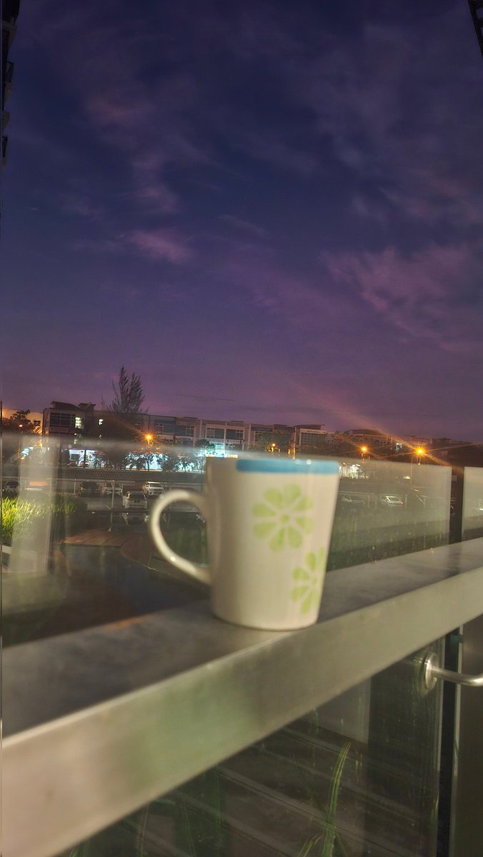 Selamat Pagi Sobat NKRI🇲🇨
Semangat beraktivitas💪☕️🚬