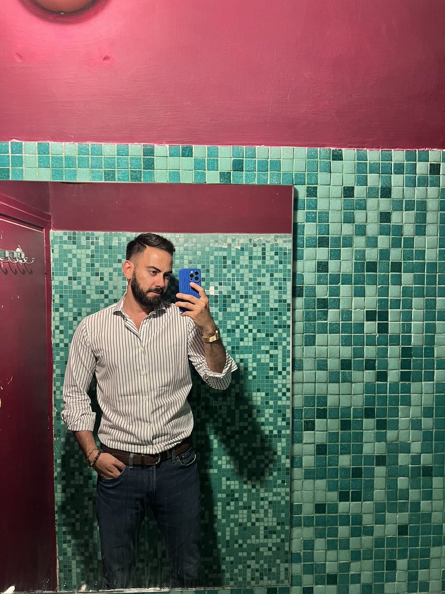 Mark 🦦 tweet media