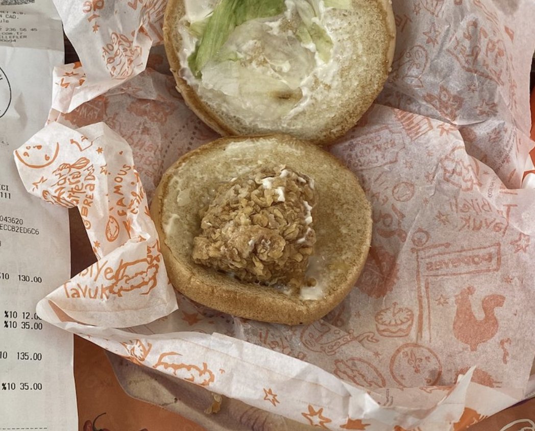 Cidden hakaret gibi ya!
Bunlara prim vermeyin, gitmeyin, yemeyin.
<a href="/Popeyes/">Popeyes</a>