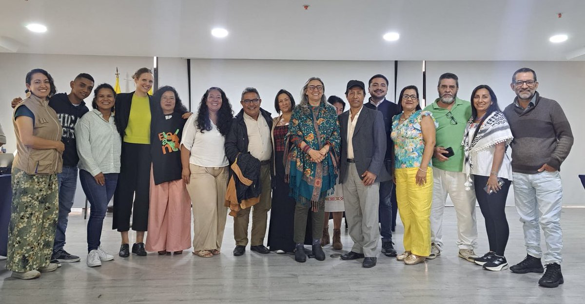 Celebramos la consolidación de esta Alianza ambiental entre el Ministerio de Ambiente y 9 Zonas de Reserva Campesinas andino-amazónicas. El cuidado del medio ambiente pasa por el fortalecimiento de los derechos  y medios de vida del campesinado.