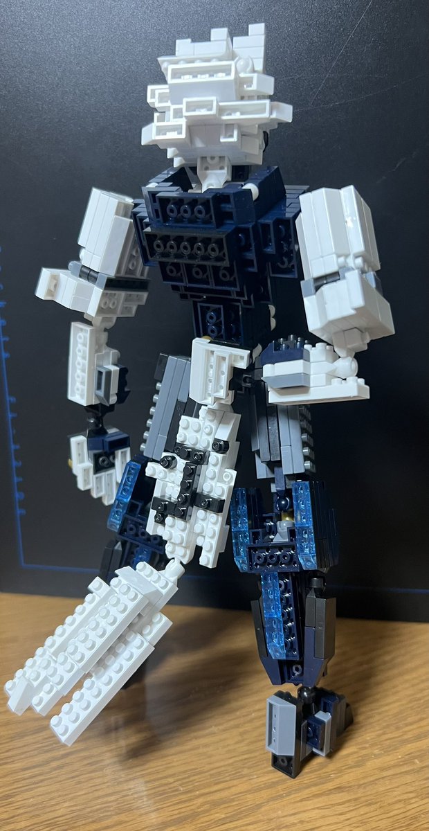 zen_GBO2's tweet photo. 100均ブロックで
『ゼンレスゾーンゼロ』より、
ヴィクトリア家政『フォン・ライカン』
作らさせていただきました。(所々はオリジナルです。)
#ゼンゼロ  #プチブロック https://t.co/wtTvHhSerA